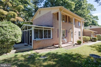 5105 Spring Rock Ct, Fairfax, VA 22032