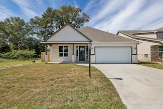 120 Sunshine Ln, Livingston, TX 77351