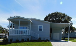 1561 Garrison Dr, Lakeland, FL 33810