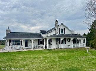 3121 Grace Rd, Frankfort, MI 49635