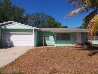 3830 Kelly St, Fort Myers, FL 33901