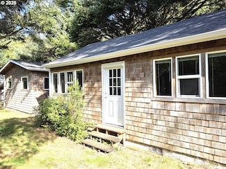 79906 Greenleaf Rd, Arch Cape, OR 97102