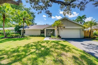 12000 Flicker Way, Hollywood, FL 33026