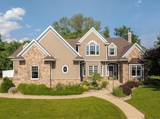 1205 Eagle Ridge Rd, Cedar Falls, IA 50613