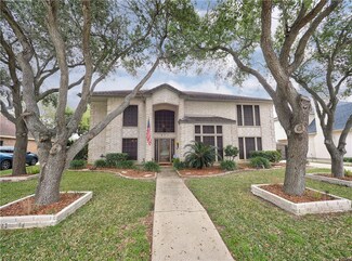 611 Broadway Blvd, Portland, TX 78374