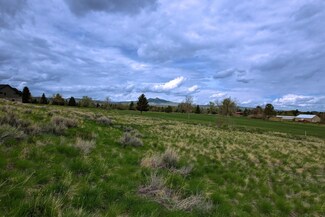 731 Olive Glenn Dr Unit 32, Cody, WY 82414