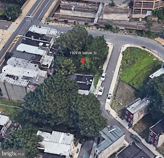 1511 W Seltzer St, Philadelphia, PA 19132
