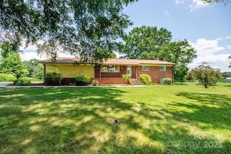 615 Bell Farm Rd, Statesville, NC 28625