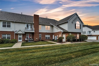 592 Olde English Cir, Howell, MI 48855