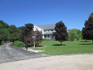 6516 Valentine Ct, Richmond, IL 60071