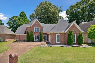 1084 Portside Dr, Cordova, TN 38018