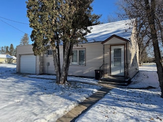 525 2nd St N, Middle River, MN 56737