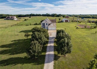 1961 N 1200th Rd, Eudora, KS 66025