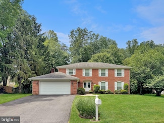 6603 Briar Hill Ct, McLean, VA 22101