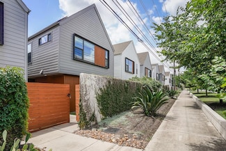 4020 Airport Blvd Unit 9, Austin, TX 78722