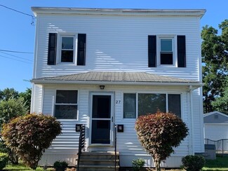 27 Briggs St, Indian Orchard, MA 01151