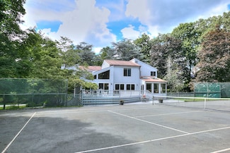 174 Cross Hwy, Westport, CT 06880