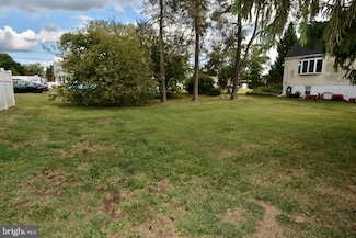 144 Dobbs Ave, Bellmawr, NJ 08031