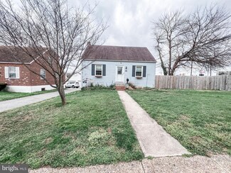 108 W Burton Ln, Folcroft, PA 19032
