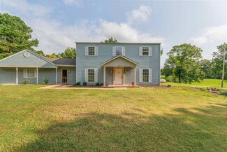 695 Rounds Rd, Batesville, AR 72501