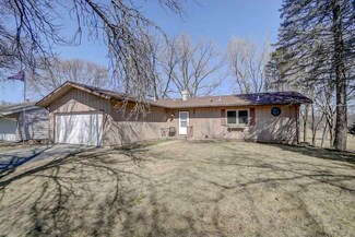 6602 Pilgrim Rd, Madison, WI 53711