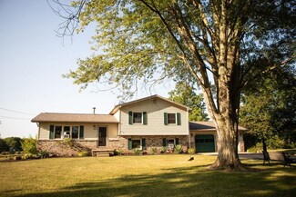 327 Mitchell Rd, West Middlesex, PA 16159