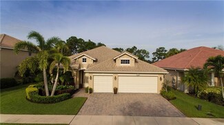 7520 SE Forest Oak Ln, Hobe Sound, FL 33455