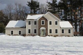 2 Sleigh Ride Ln, Littleton, MA 01460