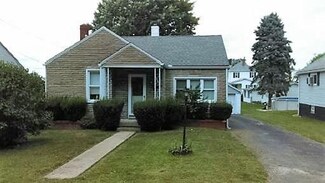21 Penn St, Mount Pleasant, PA 15666