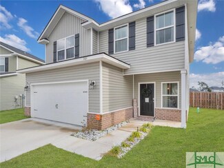 101 Hamlet Ct, Hinesville, GA 31313