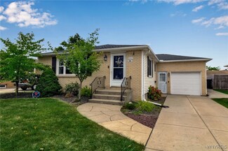 58 Caroline Ln, Depew, NY 14043