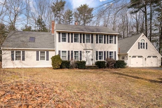 8 Mousam Ridge Rd, Kennebunk, ME 04043