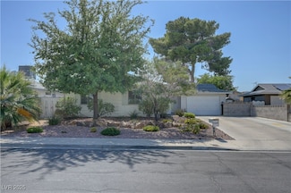 4445 Peterson Dr, Las Vegas, NV 89103