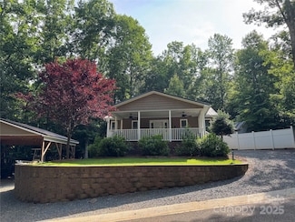 110 Indian Harbor Cir, Mount Gilead, NC 27306