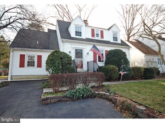 518 Maple Ave, Ewing, NJ 08618