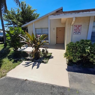 3194 49th Ln S, Lake Worth, FL 33461