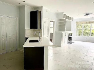 226 S Torrence St Unit 206, Charlotte, NC 28204