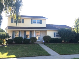 27 Jeffrey Dr, Kingston, PA 18704