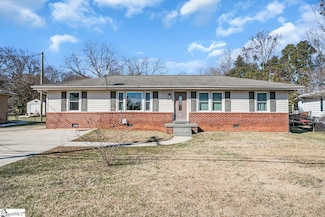 207 E Marion Rd, Greenville, SC 29617