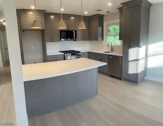 1512 Franklin St Unit 2, Rahway, NJ 07065
