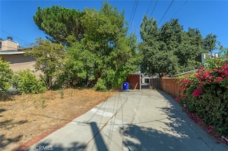 4608 Dyer St, La Crescenta, CA 91214