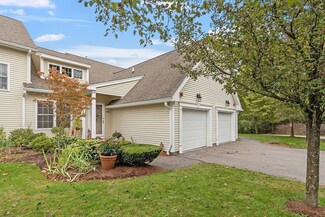 702 Autumn Ridge Dr Unit 702, Ayer, MA 01432