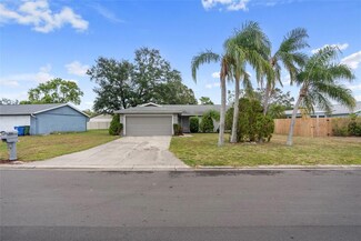 3707 66th St W, Bradenton, FL 34209