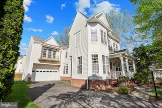 40396 Milford Dr, Broadlands, VA 20148