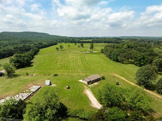 1237 Arkansas 354, Ash Flat, AR 72513