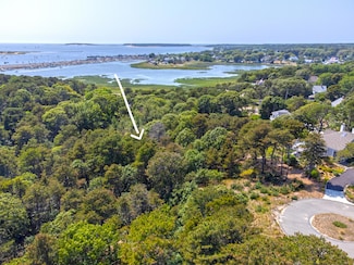 30 Harbor View Cir, Wellfleet, MA 02667