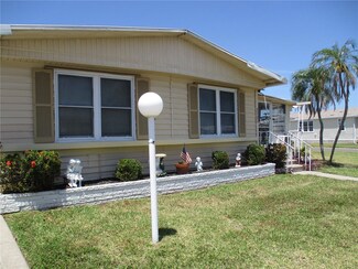 5202 5th B St E, Bradenton, FL 34203