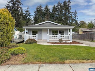 1715 W 10th St Unit 1715 W. Tenth St, Port Angeles, WA 98363