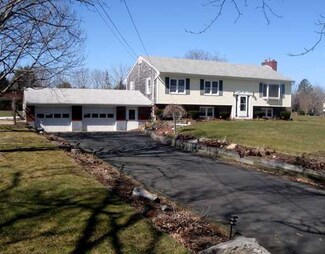 85 Willow Ave, Little Compton, RI 02837