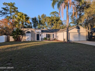 516 Cloudcroft Dr, Deltona, FL 32738